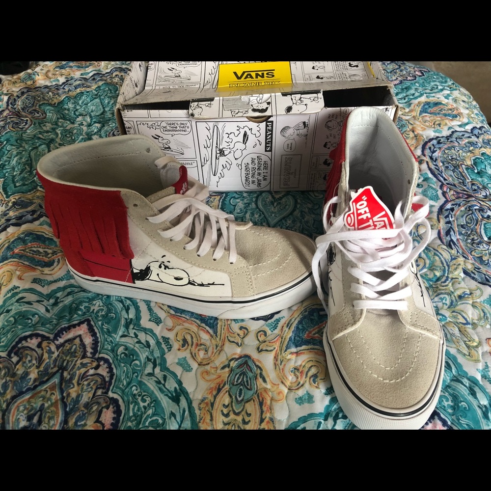 peanuts vans